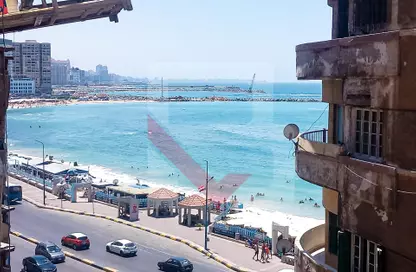 شقة - 2 غرف نوم - 1 حمام للبيع في طريق الجيش - ميامي - حي اول المنتزة - الاسكندرية