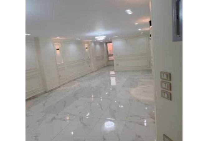 7891638 - صورة العقار 2