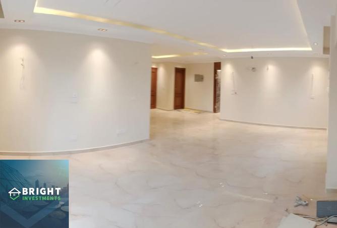 8266850 - Property Image 3