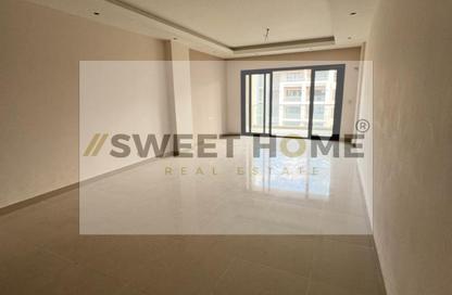 Apartment - 3 Bedrooms - 2 Bathrooms for sale in The Address East - 90 Street - The 5th Settlement - New Cairo City - Cairo