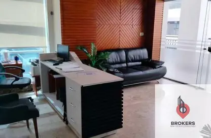 مساحات مكتبية - استوديو - 2 حمامات للبيع في شارع التسعين الجنوبي - التجمع الخامس - مدينة القاهرة الجديدة - القاهرة