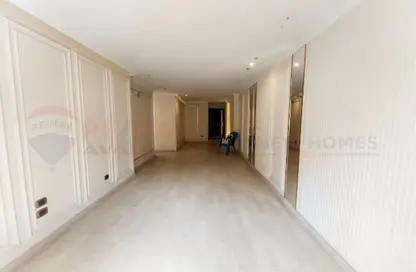 Office Space - Studio - 1 Bathroom for rent in Al Ekbal St. - Laurent - Hay Sharq - Alexandria