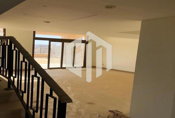 8083579 - Property Image 2