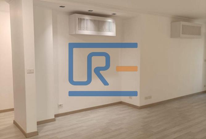 8192076 - Property Image 2