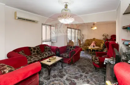 Apartment - 2 Bedrooms - 1 Bathroom for sale in Laurent - Hay Sharq - Alexandria