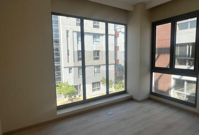 8032757 - Property Image 2