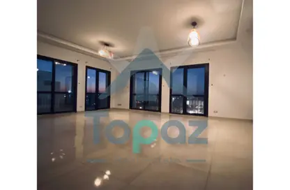 شقة - 3 غرف نوم - 3 حمامات للايجار في ذا كورت ياردز - كمبوندات الشيخ زايد - الشيخ زايد - الجيزة
