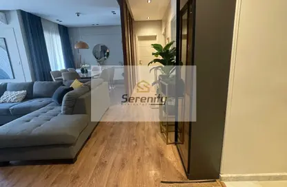 Apartment - 2 Bedrooms - 2 Bathrooms for sale in Palm Hills Village Gate - South Investors Area - New Cairo City - Cairo