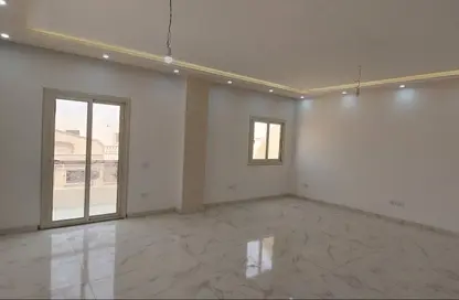 Apartment - 3 Bedrooms - 2 Bathrooms for rent in South Teseen St. - The 5th Settlement - New Cairo City - Cairo