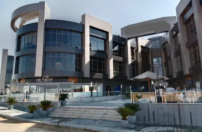 Retail - Studio for rent in 5th Settlement Compounds - The 5th Settlement - New Cairo City - Cairo Retail - Studio for rent in 5th Settlement Compounds - The 5th Settlement - New Cairo City - Cairo