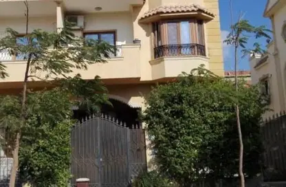 Twin House - 6 Bedrooms - 7 Bathrooms for sale in Yasmine District - 14th District - Sheikh Zayed City - Giza