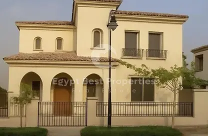 Villa - 6 Bedrooms - 6 Bathrooms for sale in Uptown Cairo Road - Al Abageyah - El Khalifa - Cairo