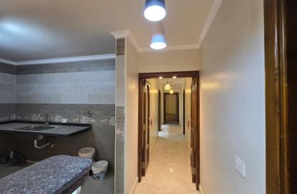 Apartment - 3 Bedrooms - 3 Bathrooms for rent in Zahraa El Maadi - Hay El Maadi - Cairo