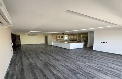 Apartment - 3 Bedrooms - 3 Bathrooms for sale in Hyde Park - 5th Settlement Compounds - The 5th Settlement - New Cairo City - Cairo