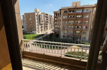 شقة - 3 غرف نوم - 2 حمامات للايجار في مدينة وصال - كمبوندات الشروق - مدينة الشروق - القاهرة