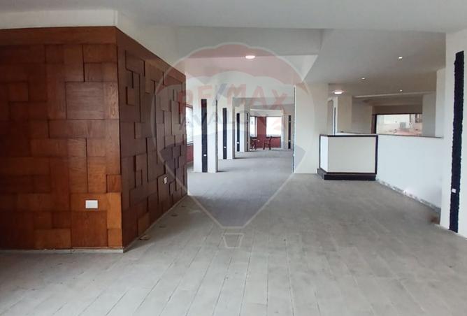 8088596 - Property Image 2
