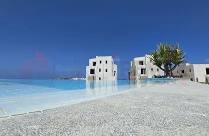 Chalet - 2 Bedrooms - 2 Bathrooms for sale in Jefaira - Ras Al Hekma - North Coast