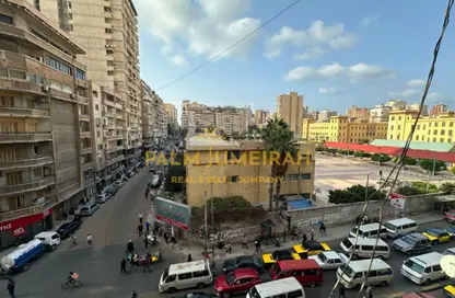 شقة - 3 غرف نوم - 2 حمامات للبيع في شارع الاقبال - لوران - حي شرق - الاسكندرية