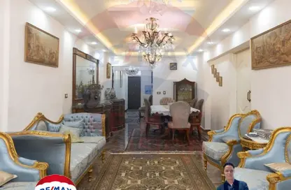 شقة - 3 غرف نوم - 2 حمامات للبيع في شارع مدرسة الريادة - سموحة - حي شرق - الاسكندرية