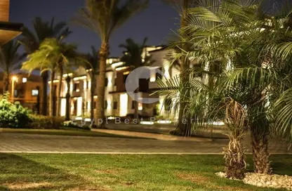 Villa - 5 Bedrooms - 4 Bathrooms for sale in Azzar - 5th Settlement Compounds - The 5th Settlement - New Cairo City - Cairo