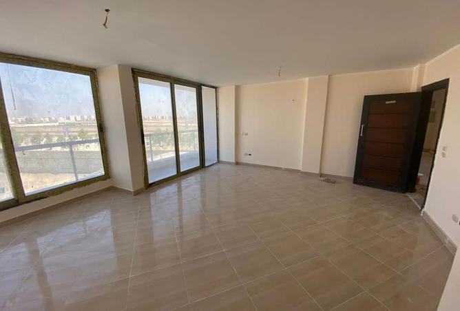 8371719 - Property Image 3