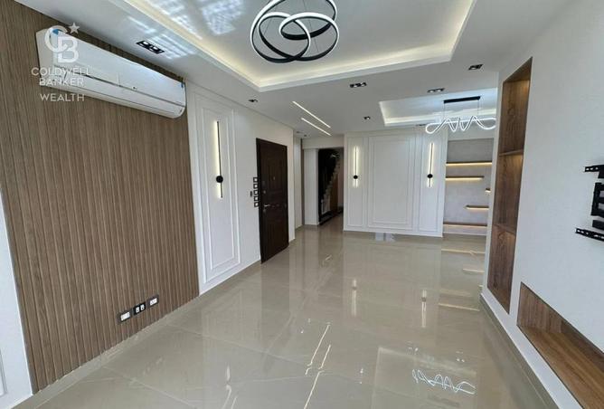 8403519 - Property Image 2