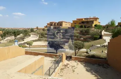 Twin House - 4 Bedrooms - 4 Bathrooms for sale in Royal Meadows - Sheikh Zayed Compounds - Sheikh Zayed City - Giza