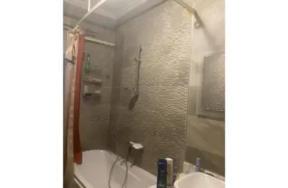 Apartment - 3 Bedrooms - 2 Bathrooms for sale in Zahraa El Maadi - Hay El Maadi - Cairo
