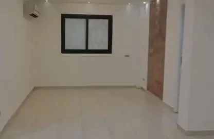 Co-Working Space - Studio - 2 Bathrooms for rent in Mohandessin - Giza