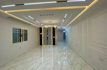 Apartment - 3 Bedrooms - 2 Bathrooms for sale in Gate 1 - Khofo - Hadayek El Ahram - Giza