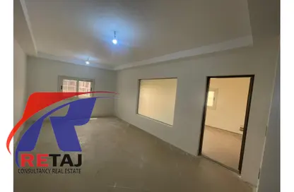 Office Space - Studio - 2 Bathrooms for rent in Doctor Yassin Abdel Ghaffar St. - Area C - Ganoob El Acadimia - New Cairo City - Cairo
