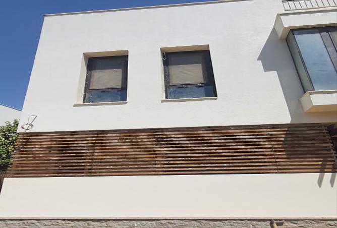 8201200 - Property Image 2