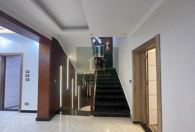 8251580 - صورة العقار 3