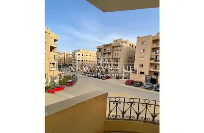 Apartment - 3 Bedrooms - 2 Bathrooms for sale in South Lotus - El Lotus - New Cairo City - Cairo