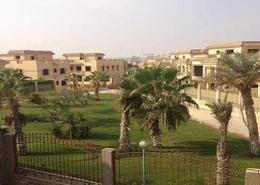 Villa - 6 bedrooms - 6 bathrooms for للبيع in Green Hills - 26th of July Corridor - 6 October City - Giza