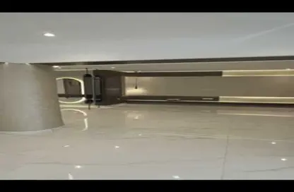 Apartment - 4 Bedrooms - 3 Bathrooms for sale in Mahmoud Ghoneim St. - 6th Zone - Nasr City - Cairo