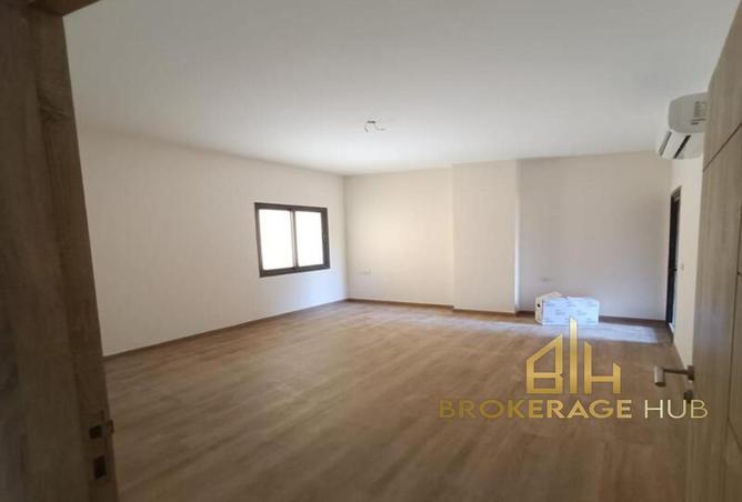 8287972 - Property Image 3