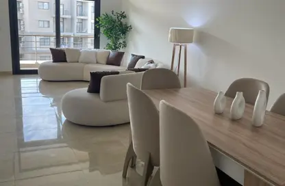 Apartment - 3 Bedrooms - 2 Bathrooms for rent in Moon Residences - Fifth Square - The 5th Settlement - New Cairo City - Cairo
