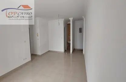 Apartment - 3 Bedrooms - 2 Bathrooms for sale in Madinaty - Cairo