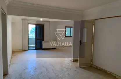 Apartment - 2 Bedrooms - 1 Bathroom for rent in Ahmed Khalaf St. - Mohandessin - Giza