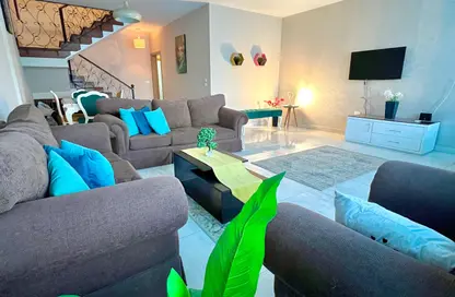 Penthouse - 3 Bedrooms - 4 Bathrooms for rent in Midtown - South Investors Area - New Cairo City - Cairo
