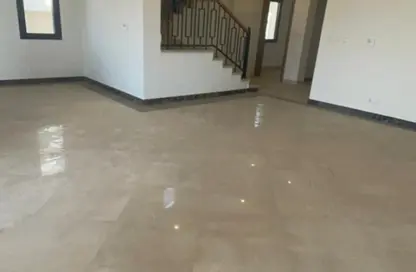 Villa - 4 Bedrooms - 4 Bathrooms for rent in Uptown Cairo Road - Al Abageyah - El Khalifa - Cairo