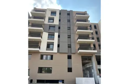 Apartment - 3 Bedrooms - 3 Bathrooms for sale in Swan Lake Residence - 5th Settlement Compounds - The 5th Settlement - New Cairo City - Cairo