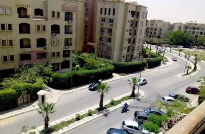 Apartment - 3 Bedrooms - 3 Bathrooms for sale in Hay El Ashgar - Al Wahat Road - 6 October City - Giza