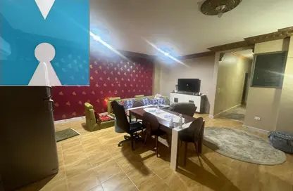 شقة - 3 غرف نوم - 2 حمامات للبيع في الحي الثامن - الشيخ زايد - الجيزة