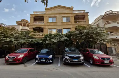 Apartment - 3 Bedrooms - 3 Bathrooms for rent in The 1st Settlement - New Cairo City - Cairo