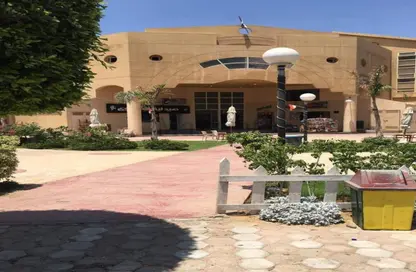 وحدة طبية - استوديو - 1 حمام للبيع في شارع زيزينيا - المستثمرين الجنوبية - مدينة القاهرة الجديدة - القاهرة