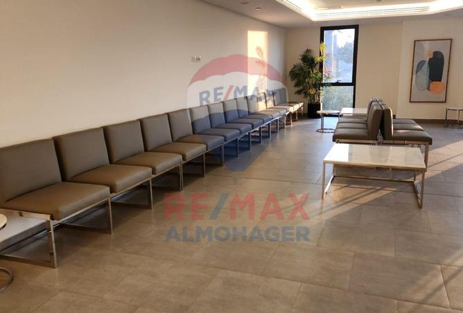 8265080 - Property Image 2