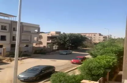 Apartment - 3 Bedrooms - 3 Bathrooms for sale in 8th Area - Shorouk City - Cairo