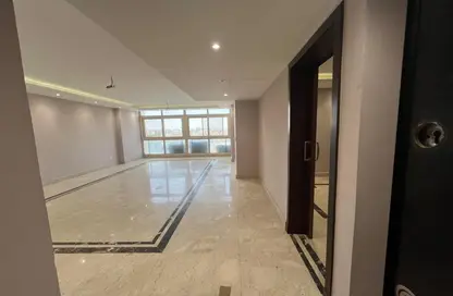 Office Space - Studio - 2 Bathrooms for rent in Al Merghany St. - Ard El Golf - Heliopolis - Masr El Gedida - Cairo